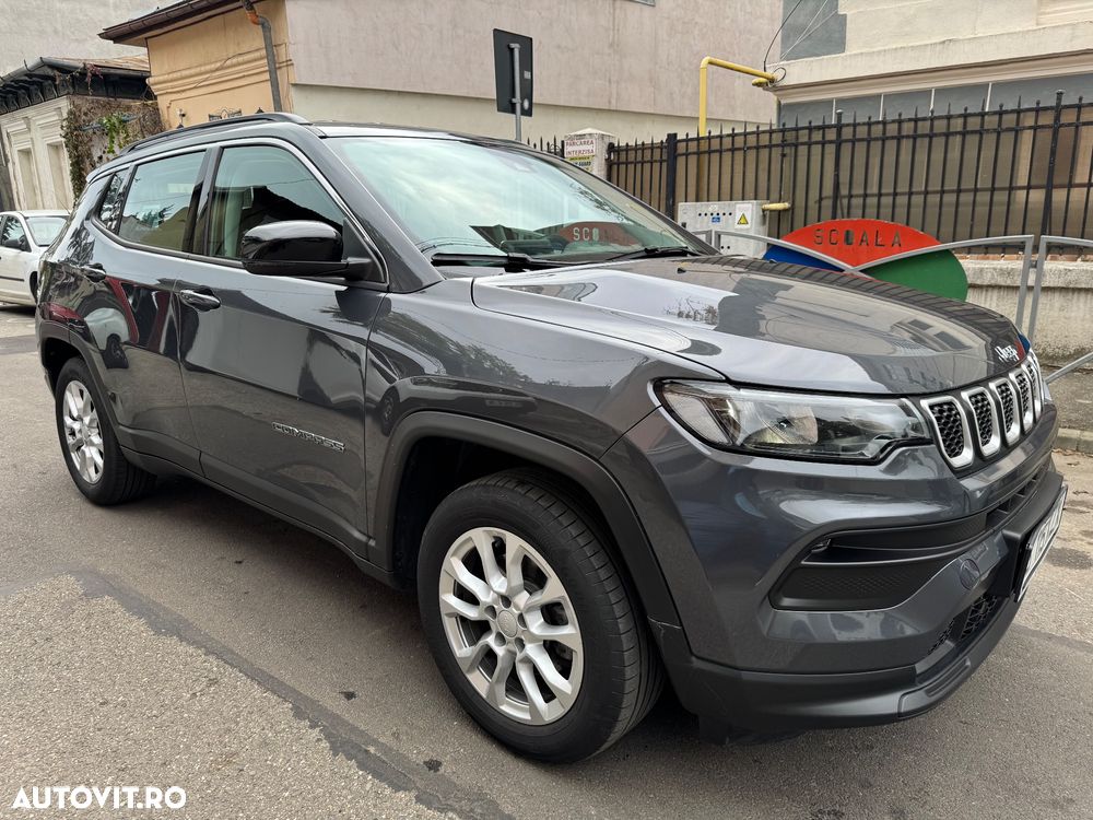 Jeep Compass - 2
