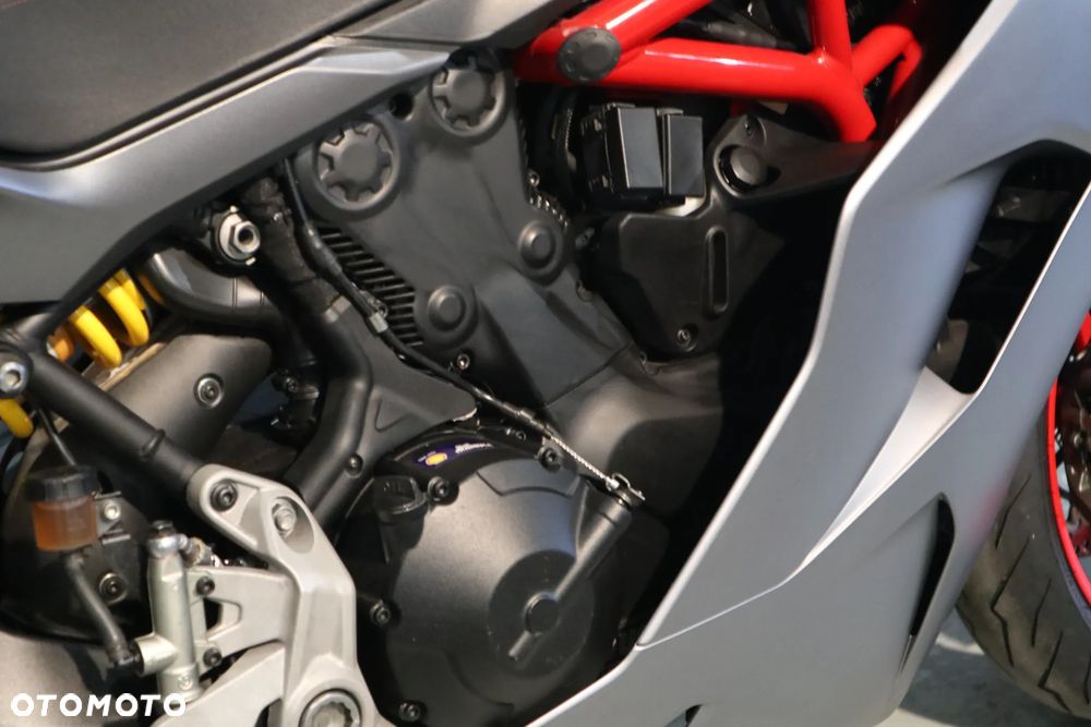 Ducati SuperSport - 6