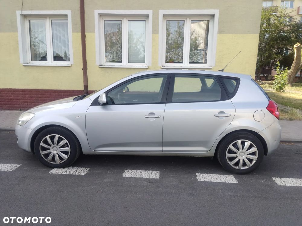 Kia Ceed 1.6 Crdi Comfort - 8