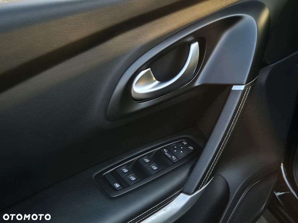 Renault Kadjar TCe 140 GPF BOSE EDITION - 32