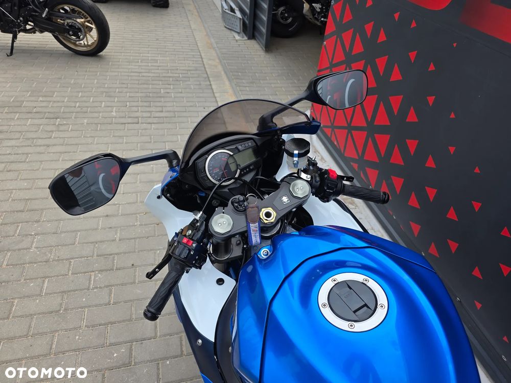 Suzuki GSX-R - 21