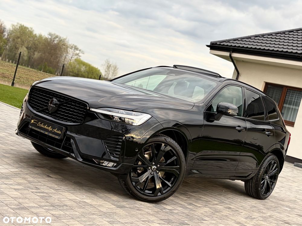 Volvo XC 60 B5 B AWD Plus Black Edition - 16