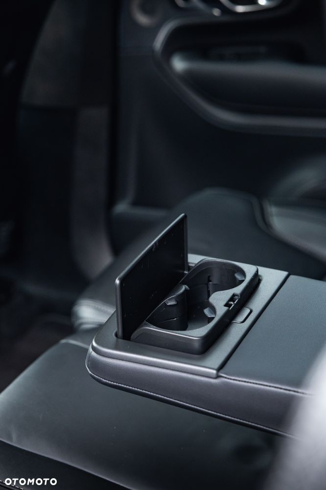 Volvo XC 90 T6 AWD R-Design 7os - 38