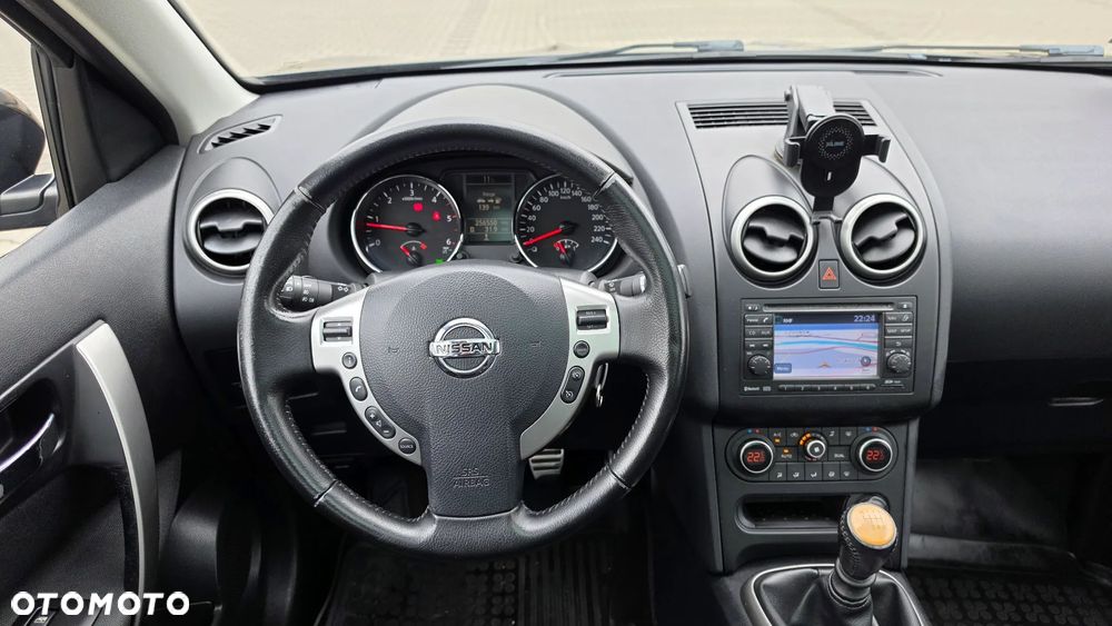 Nissan Qashqai+2 - 27