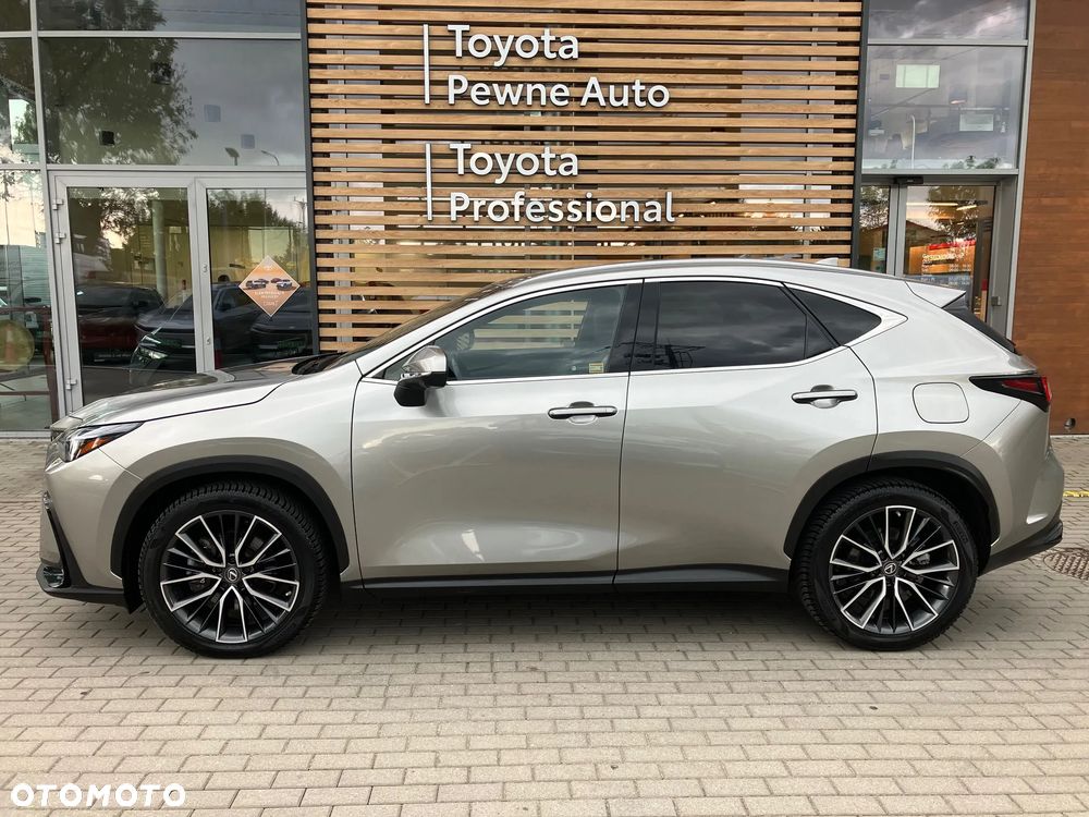 Lexus NX 450h+ Omotenashi AWD - 3