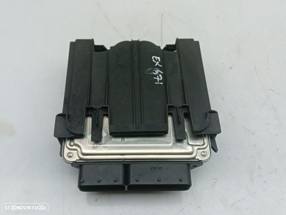Centralina motor / ECU BMW 1 (F20) - 1