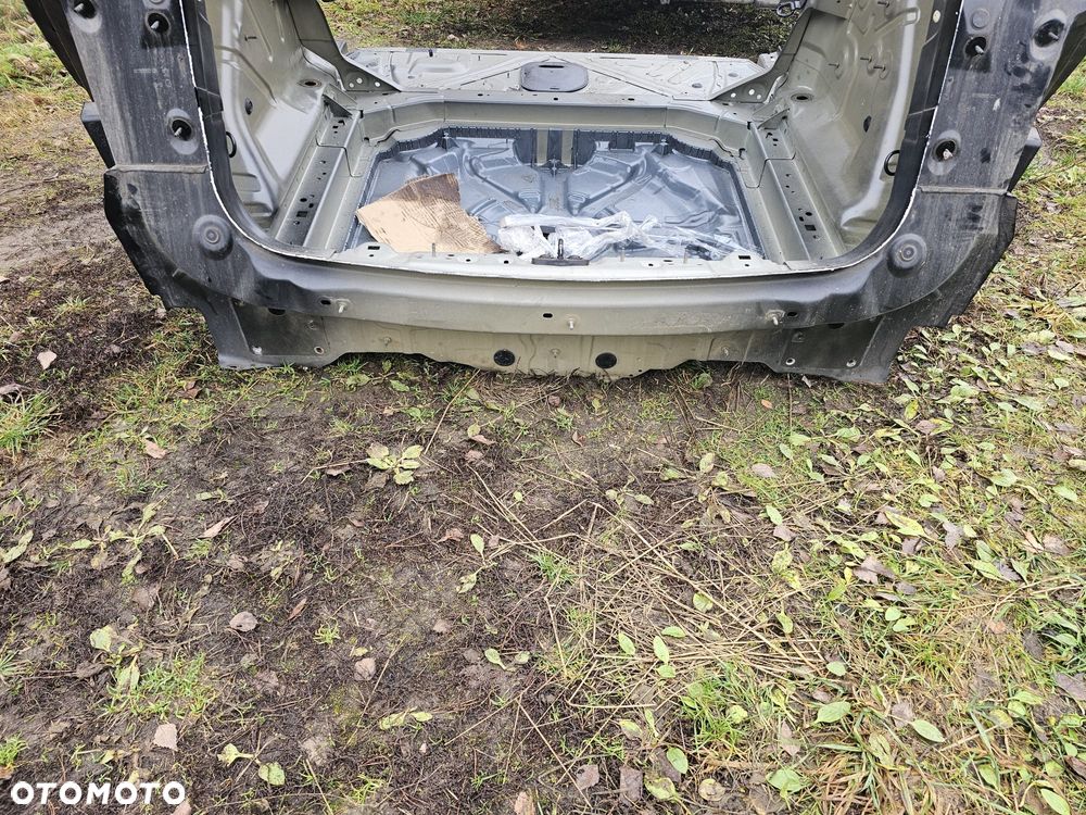 TYŁ BŁOTNIK LEWY PRAWY TYŁ PAS WANNA PEUGEOT 3008 II - 2