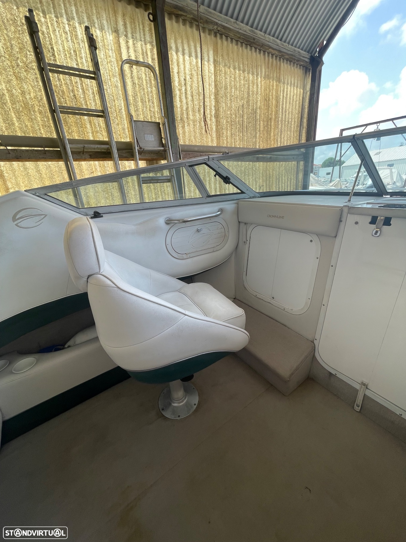 Crownline 210 - 11