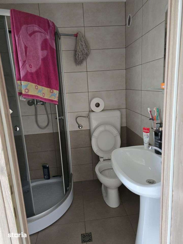 Apartament 4 camere, 3 bai, complet renovat, etaj 2, balcon, sub pretu - Imagine principală: 5/9