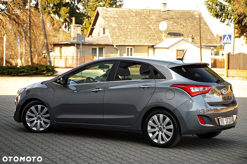 Hyundai i30 1.6 CRDi Premium - 10