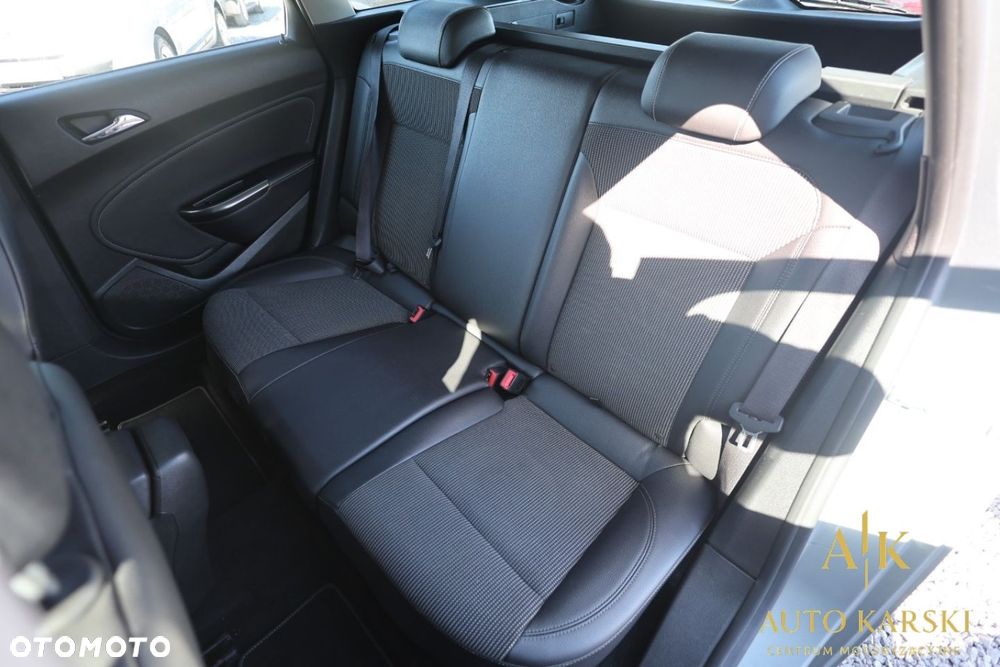 Opel Astra - 33