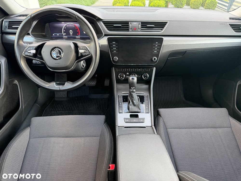Skoda Superb 2.0 TDI SCR Style DSG - 21