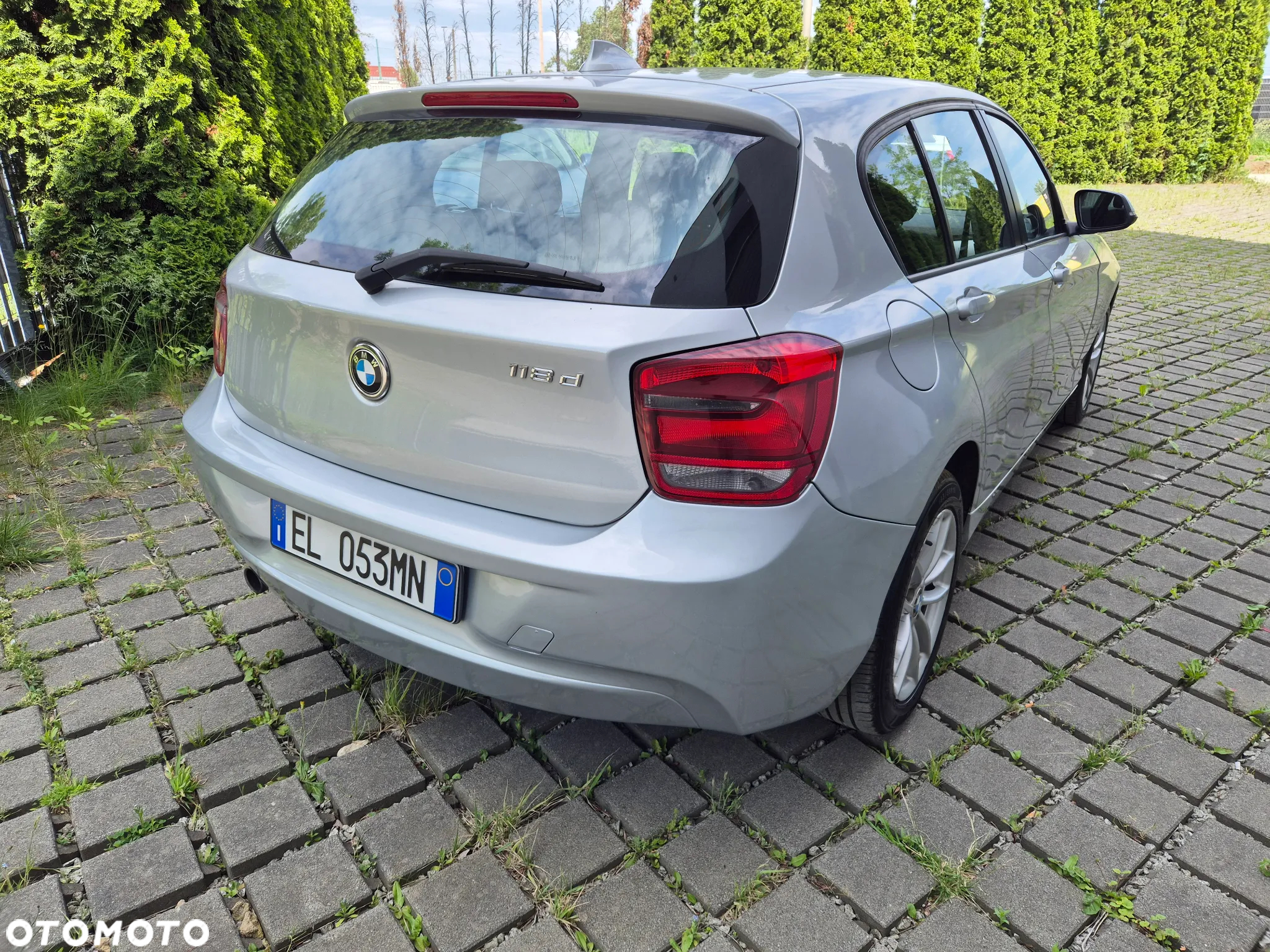 BMW Seria 1 118d - 4