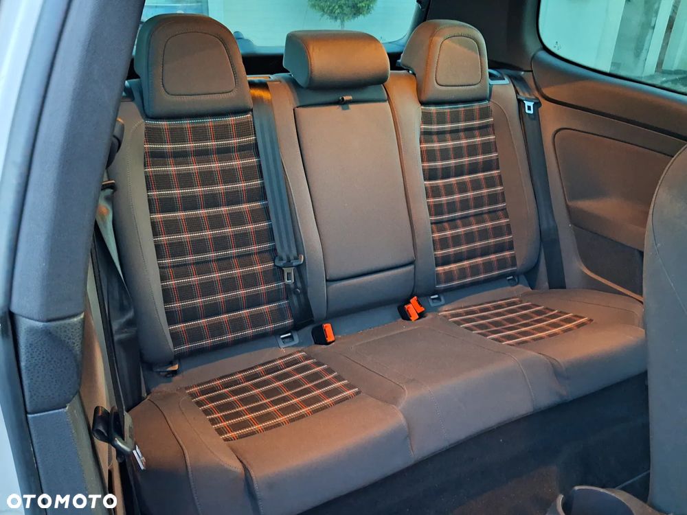 Volkswagen Golf 2.0 GTI - 20