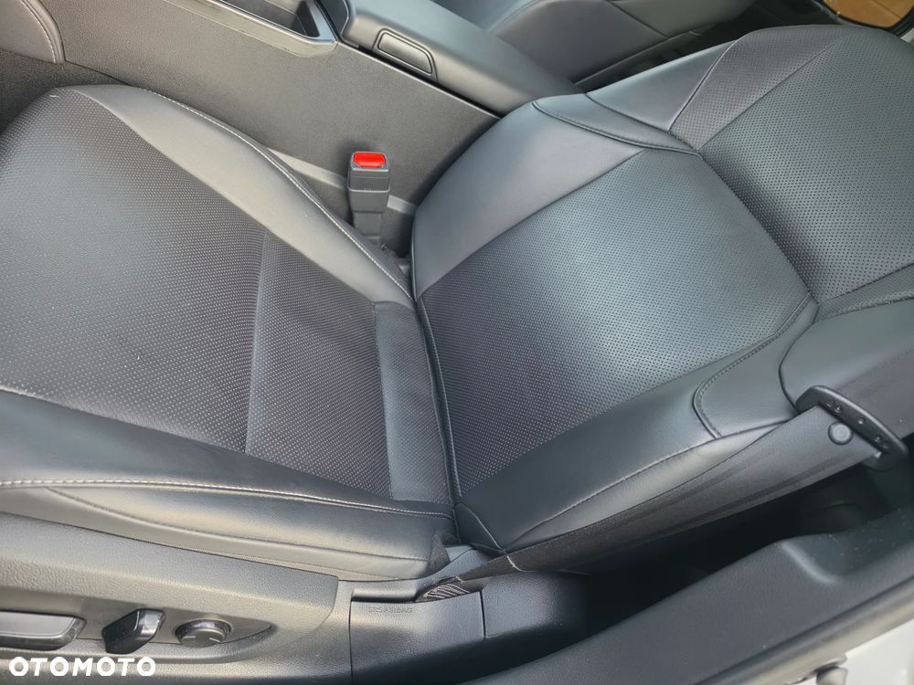 Lexus ES - 8