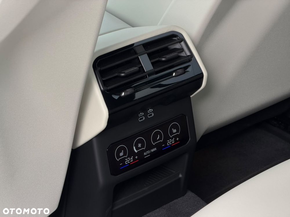 BMW i5 83.9kWh M60 xDrive - 20