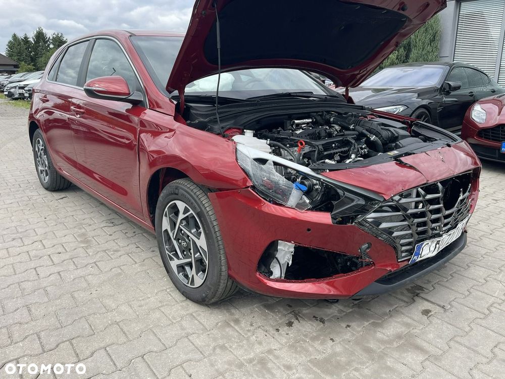 Hyundai i30 1.5 T-GDI 48V Smart Plus DCT - 2