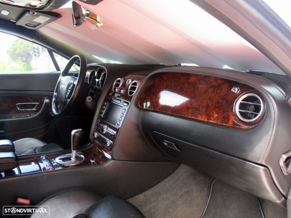 Bentley Continental GT - 34