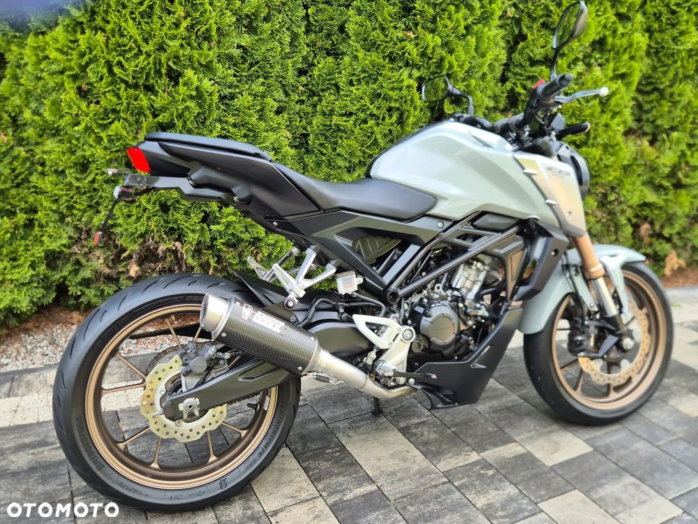 Honda CB - 4
