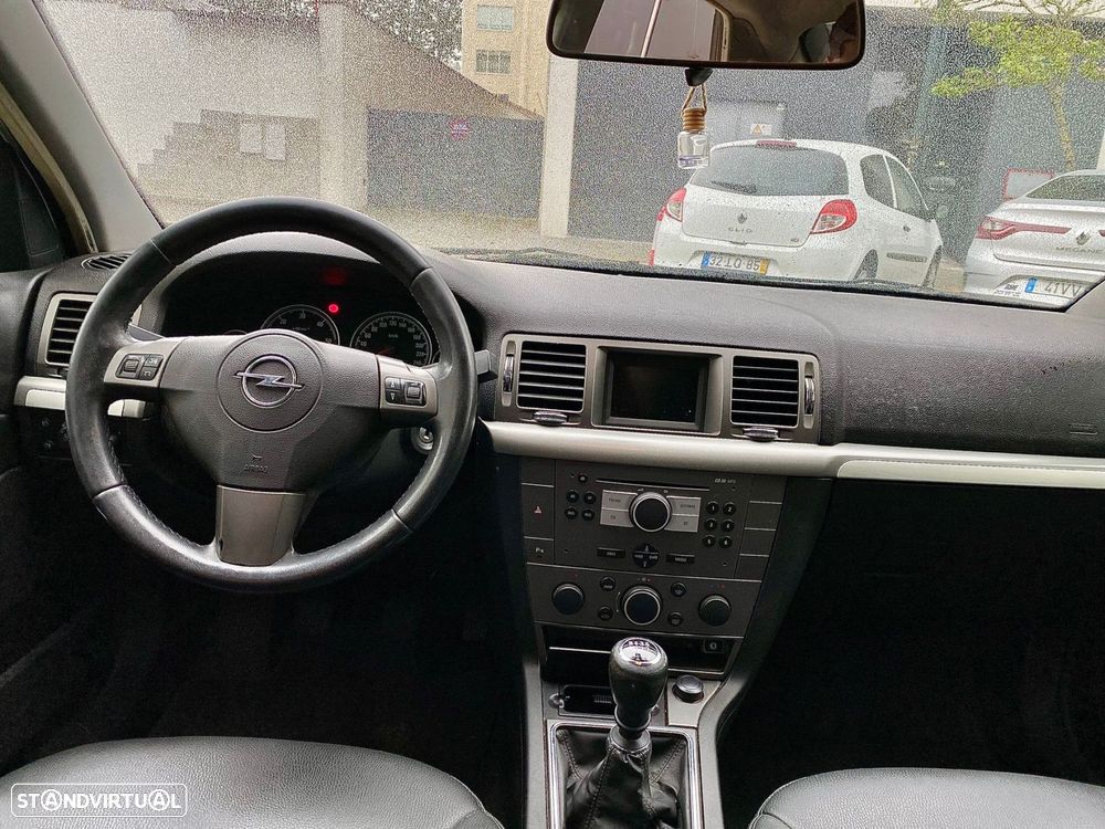Opel Vectra 1.9 CDTi - 12