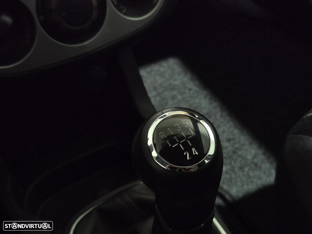 Opel Corsa 1.2 Enjoy - 14