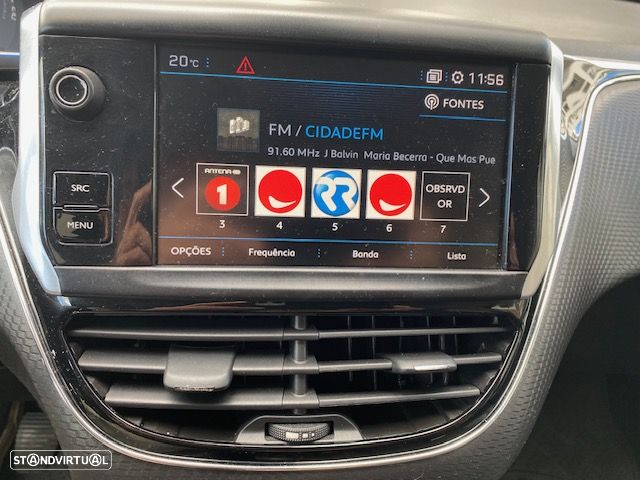 Peugeot 2008 1.2 PureTech Allure - 10