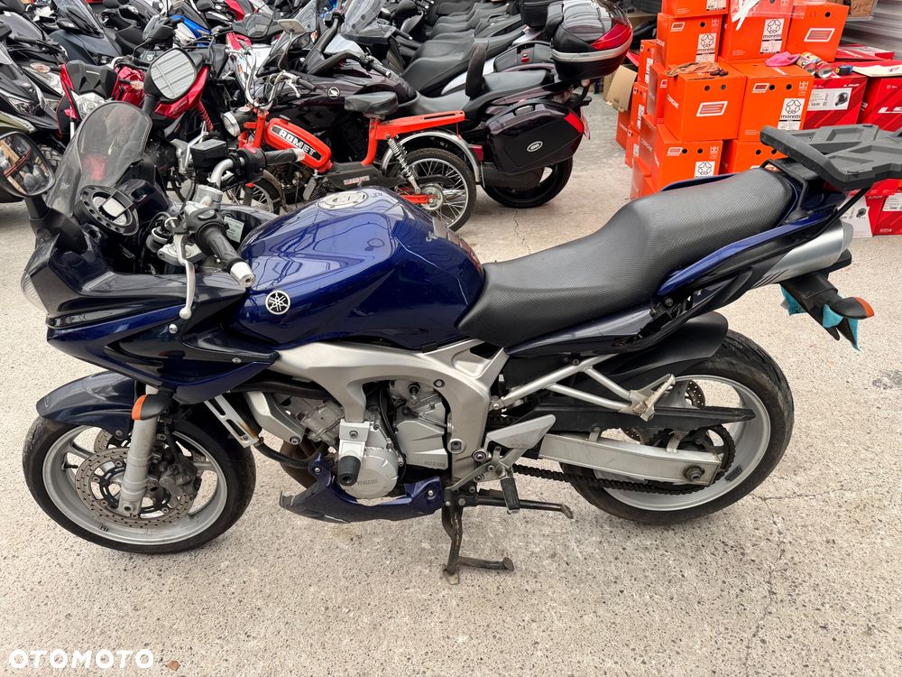 Yamaha FZ6 - 4