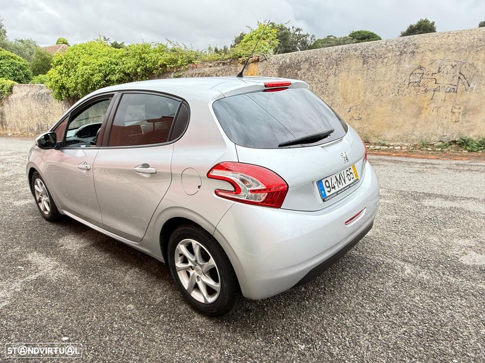 Peugeot 208 1.4 HDi Access - 13