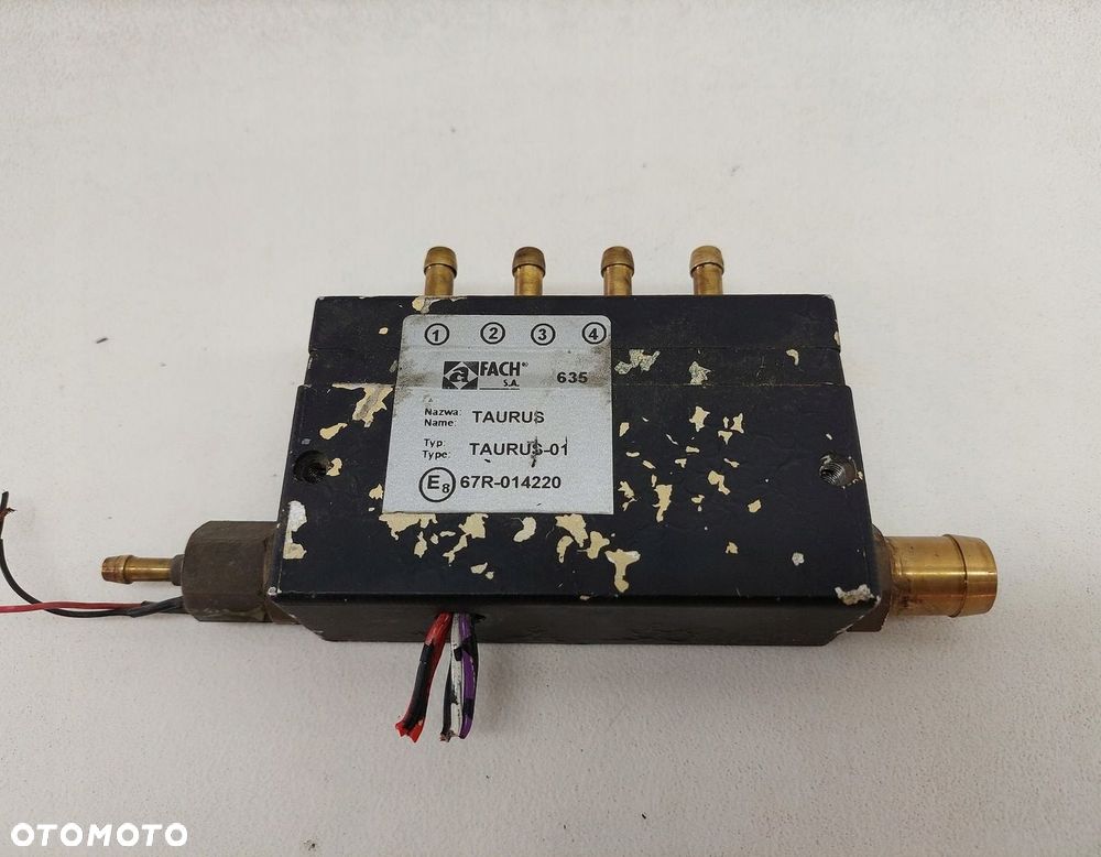 LISTWA WTRYSKOWA GAZU LPG 67R014220 - 1