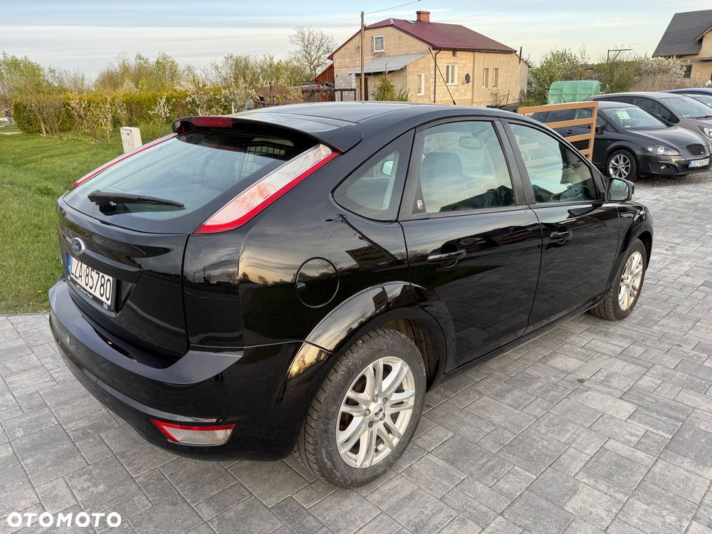 Ford Focus 1.6 16V Ghia - 35