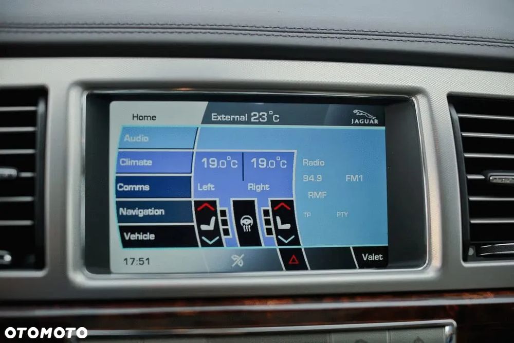 Jaguar XF 5.0 V8 - 11