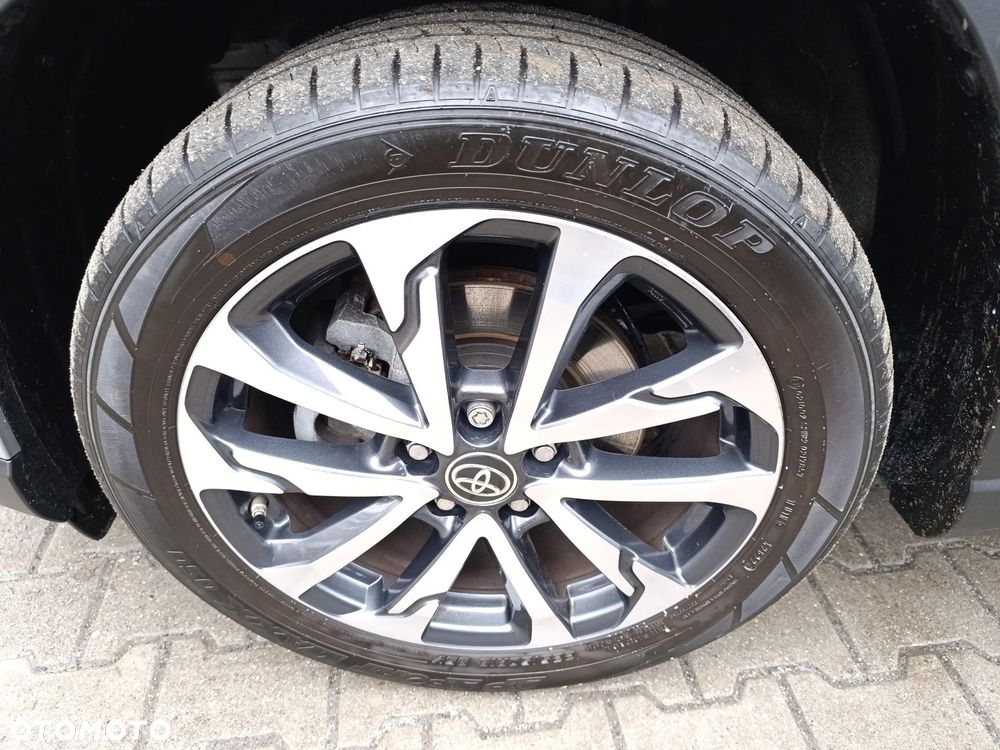 Toyota Corolla Cross - 9