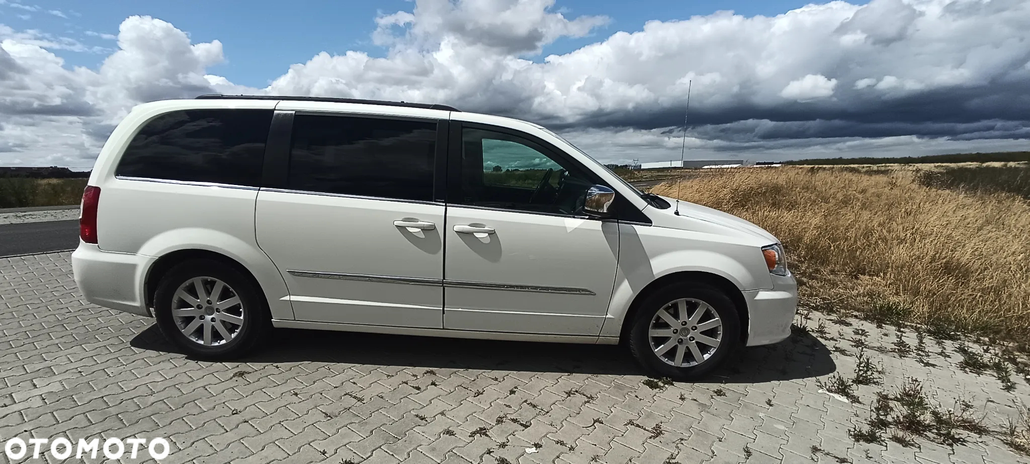 Chrysler Town & Country 3.6 Touring - 2
