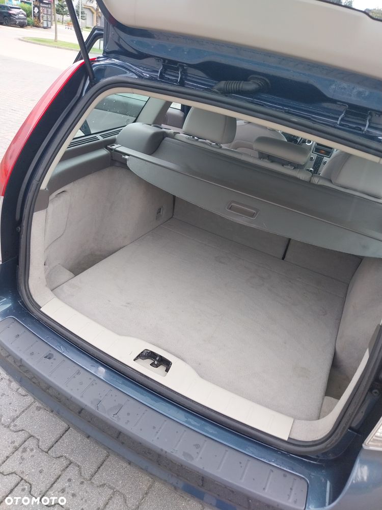 Volvo V50 1.6 - 13