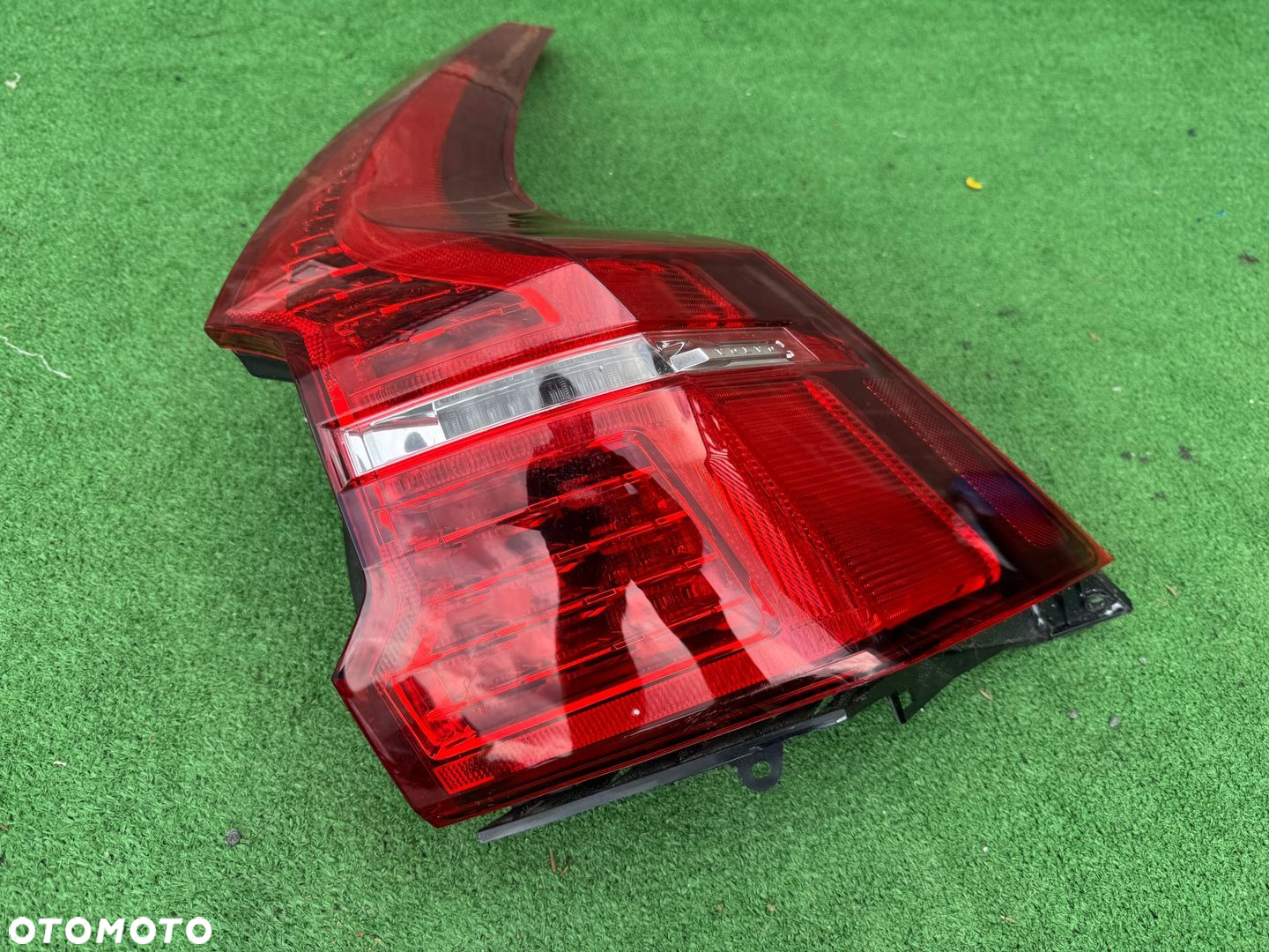 VOLVO XC69 II 217- USA LAMPA PRAWA TYLNA EU ORG 31655359 - 3