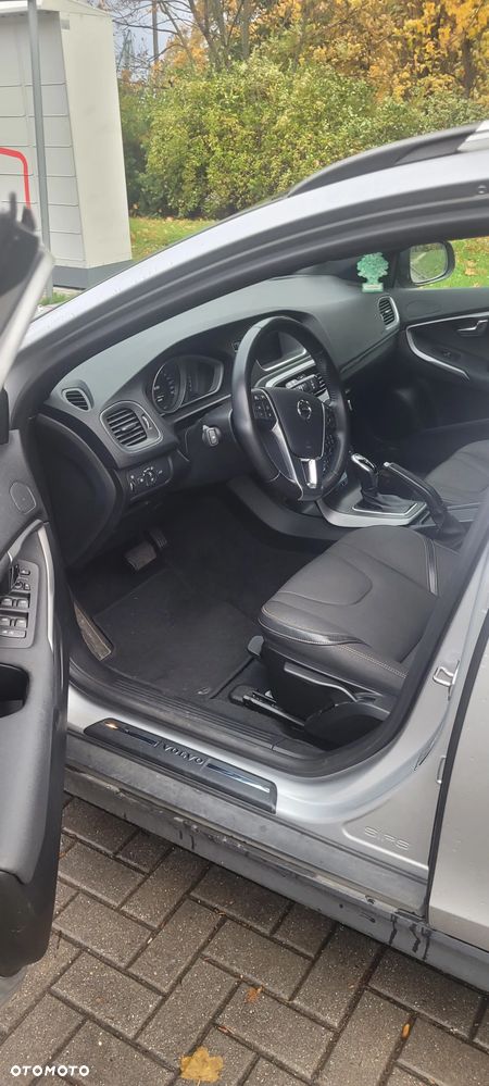 Volvo V40 T3 Geartronic Momentum - 16