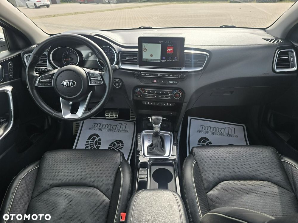 Kia Ceed - 23