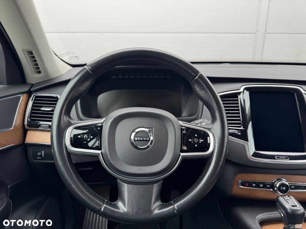 Volvo XC 90 D5 AWD Geartronic Inscription - 14