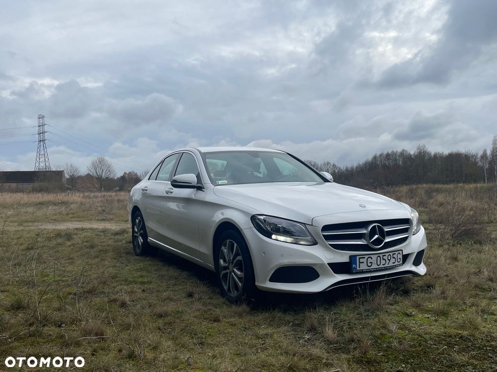 Mercedes-Benz Klasa C 200 4-Matic 7G-TRONIC - 2
