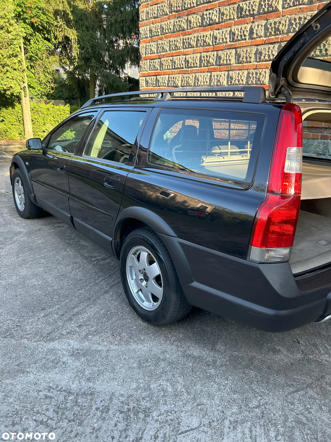Volvo XC 70 D5 AWD Automatik - 12