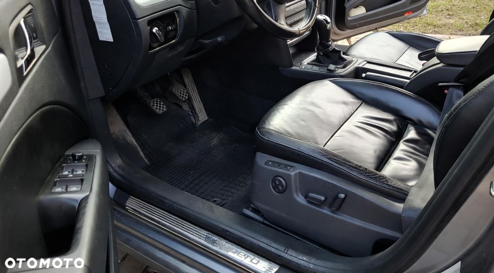 Skoda Superb - 11