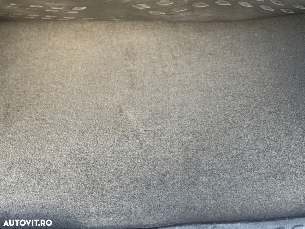 Toyota C-HR 2.0 Hybrid Business-Edition - 25