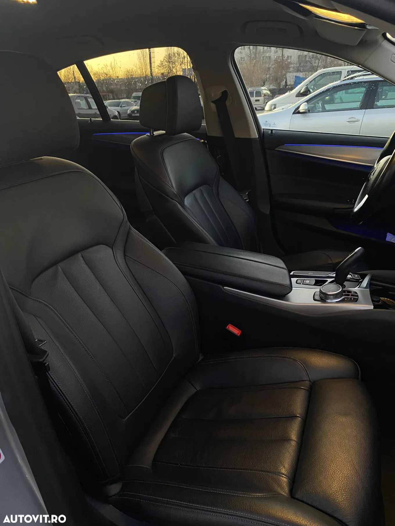 BMW Seria 5 520d xDrive AT - 11