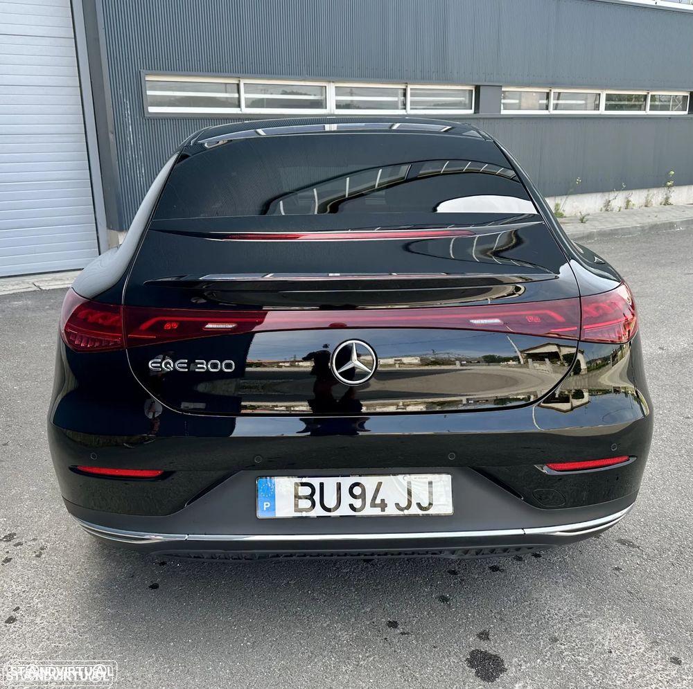 Mercedes-Benz EQE 300 Edition Electric Art - 4