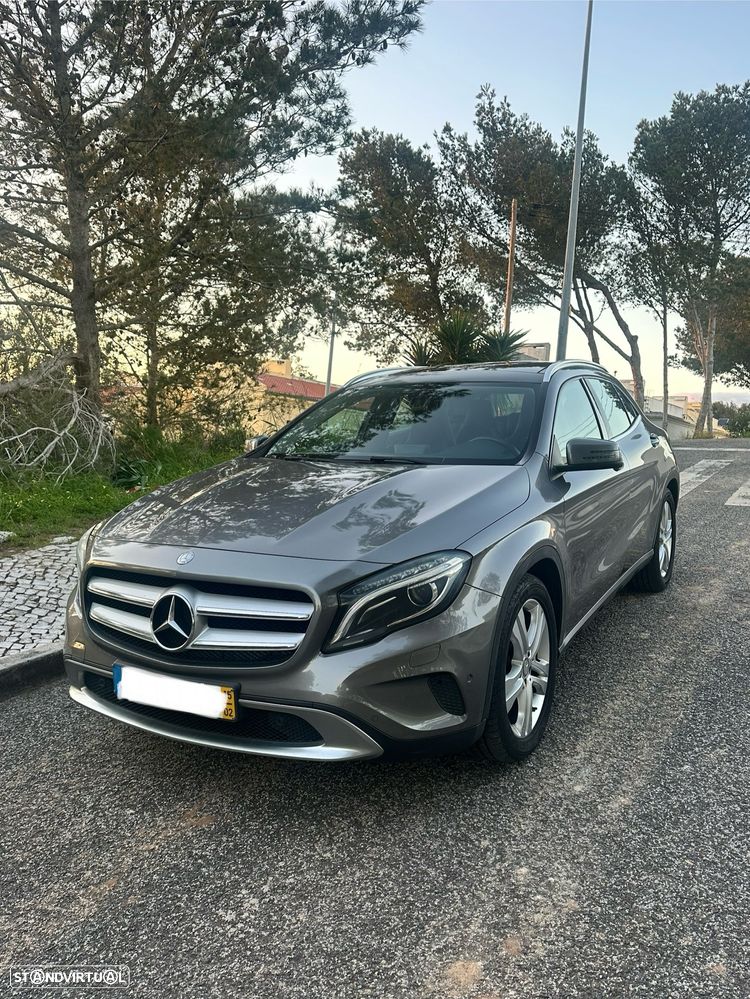 Mercedes-Benz GLA 180 (CDI) d Urban - 1