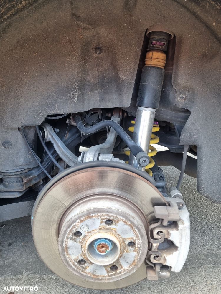 Mercedes-Benz C - 21