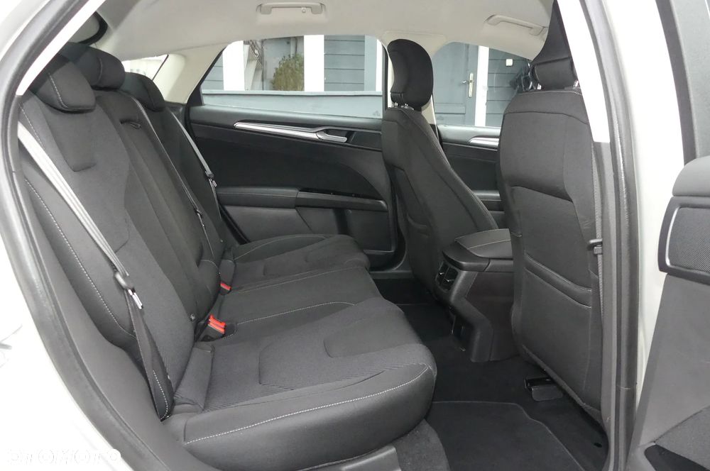 Ford Mondeo 2.0 TDCi Titanium - 9