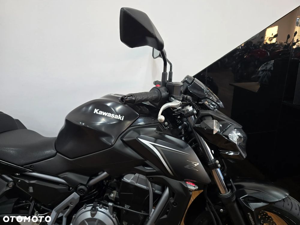 Kawasaki Z 650 - 25