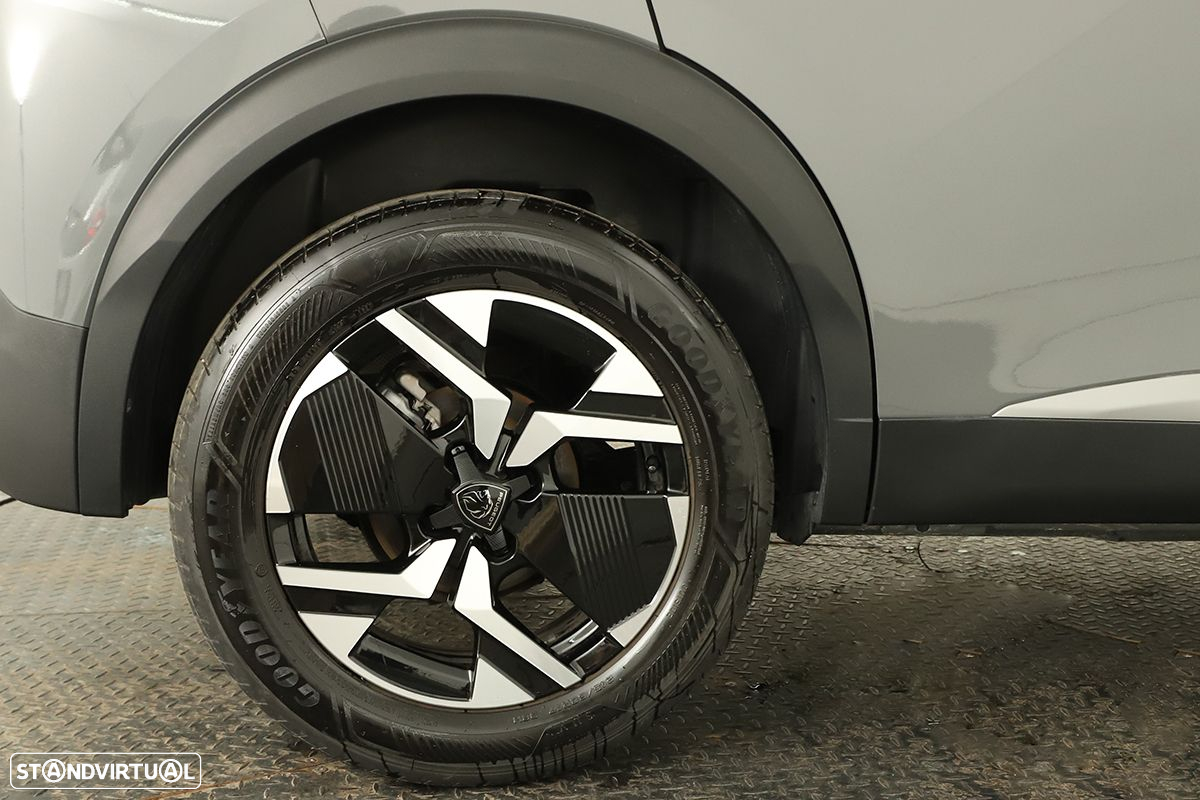 Peugeot 2008 1.2 PureTech Allure - 9