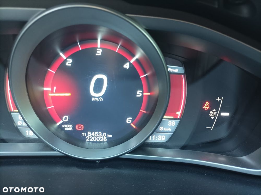 Volvo V40 D2 - 12